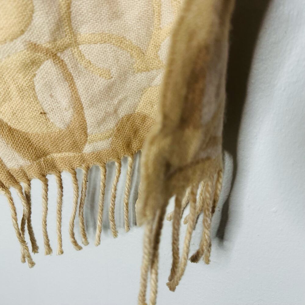 COACH Tan Ivory C Monogram 100% Merino Wool Fringe Detail Wool Winter Scarf - Picture 4 of 8